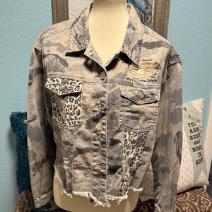POL Camouflage and Leopard Print Jean Jacket